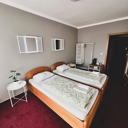 Florian Hotel Selčan